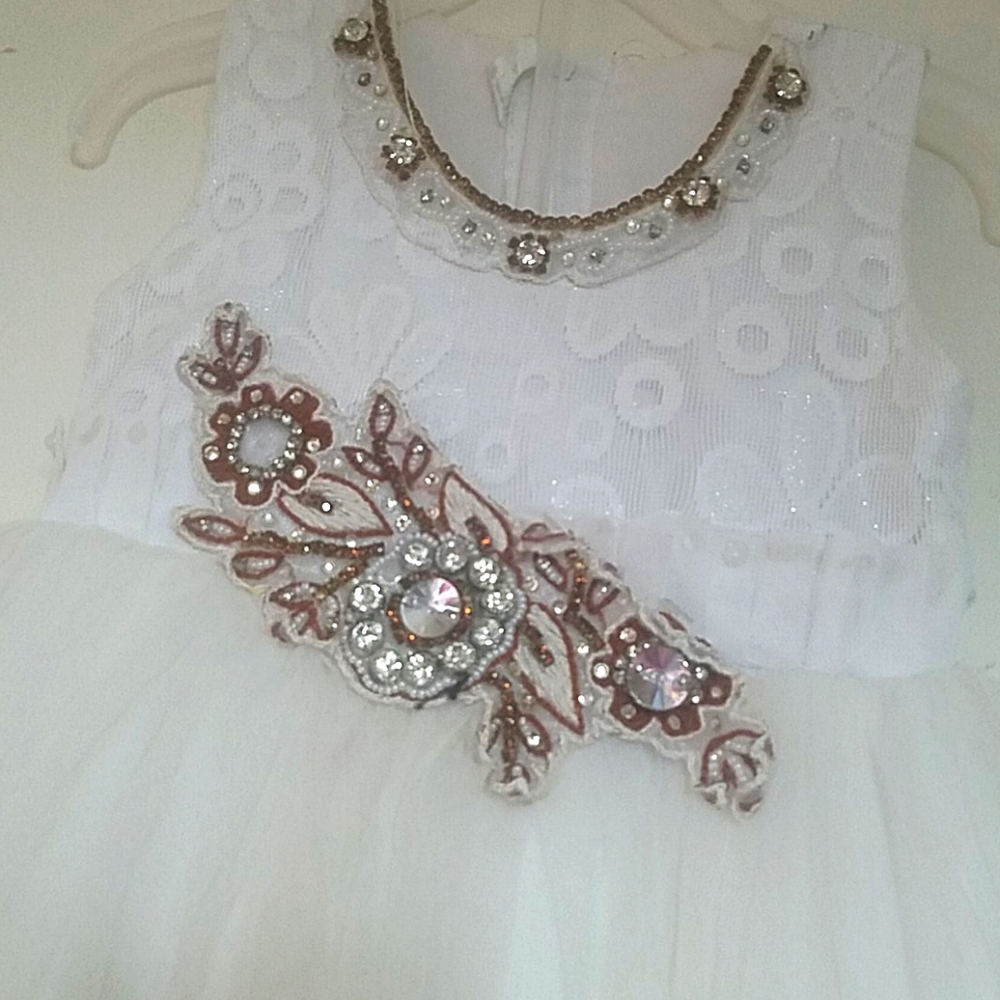 Dress - Picture 2 of 2